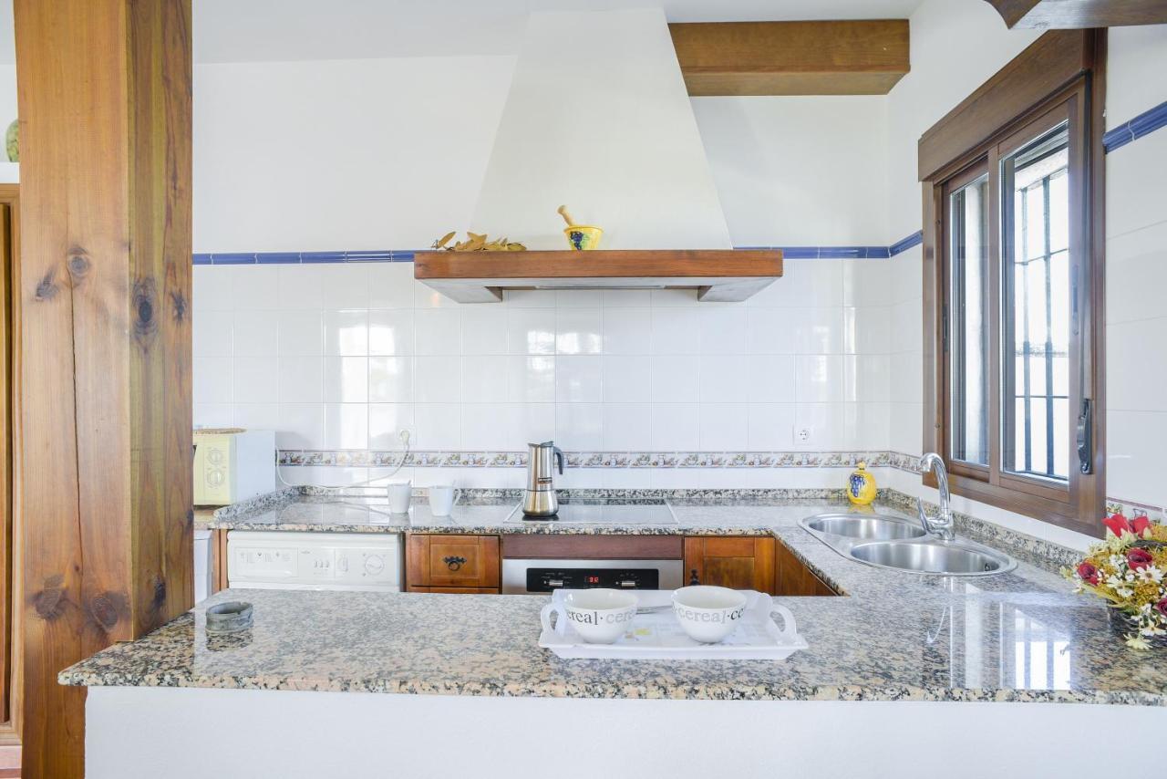 Casa Villanueva 3 Solo Familias โกนิล เด ลาฟรอนเตรา ภายนอก รูปภาพ