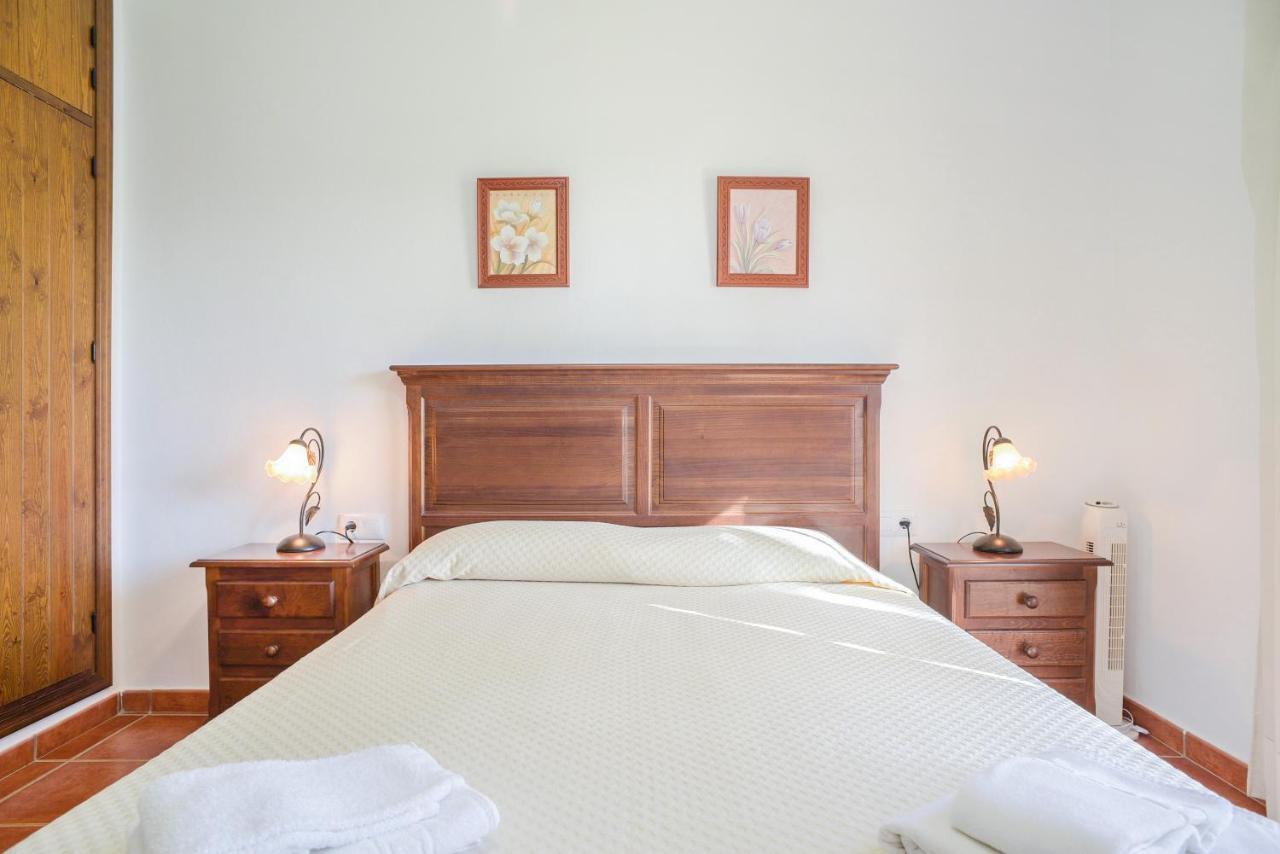 Casa Villanueva 3 Solo Familias โกนิล เด ลาฟรอนเตรา ภายนอก รูปภาพ